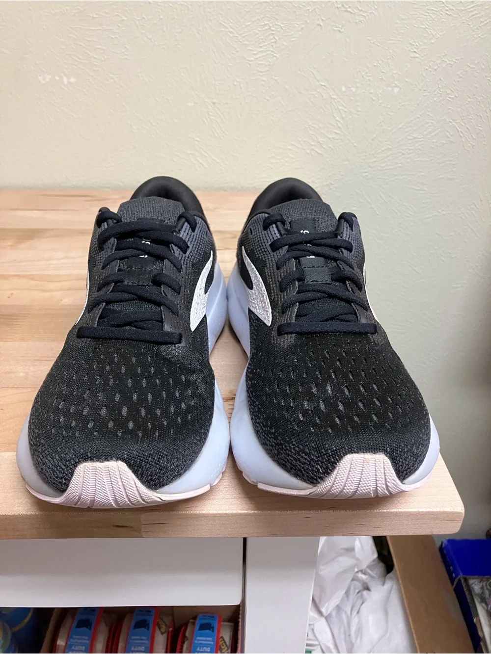 Brooks women’s Ghost 16